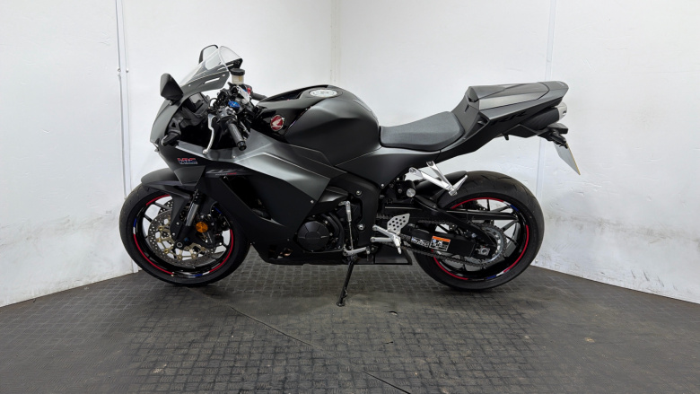 Honda CBR600RR (24MY)